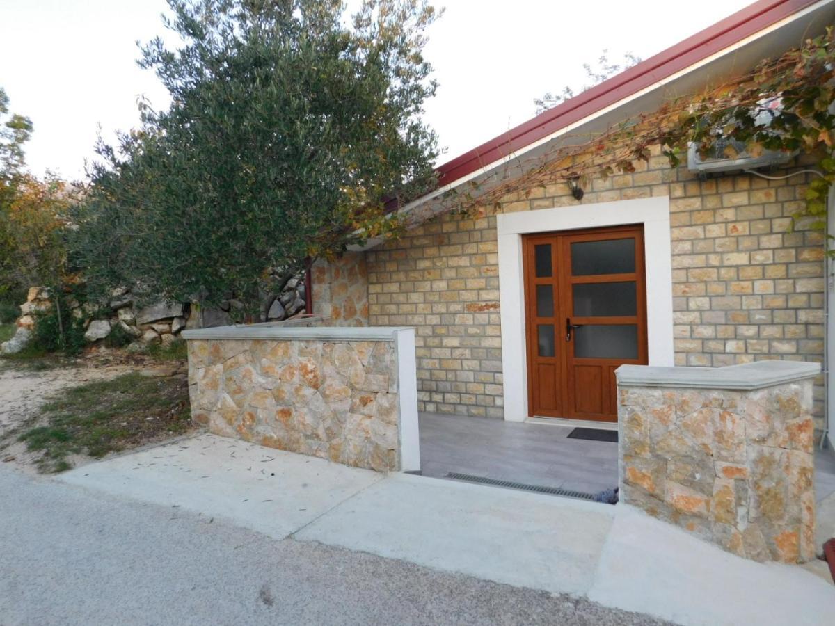 Apartments Zile Starigrad Paklenica Exterior foto